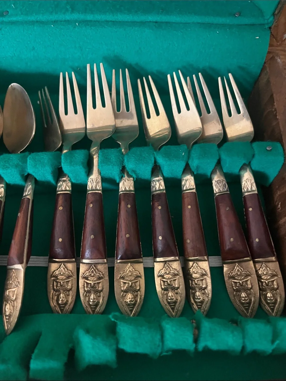 Vintage Kee Teck Jewelry Brass Flatware Set 29 Pieces in box, Thailand